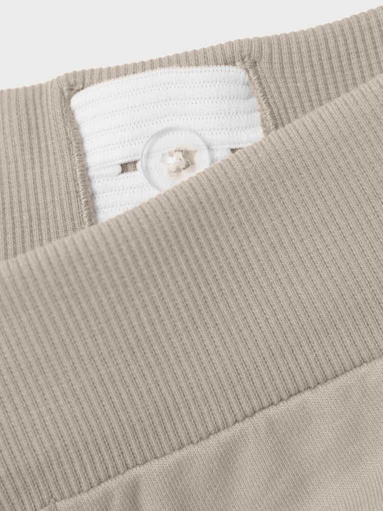 Shorts Vermo M Enfärgade Beige