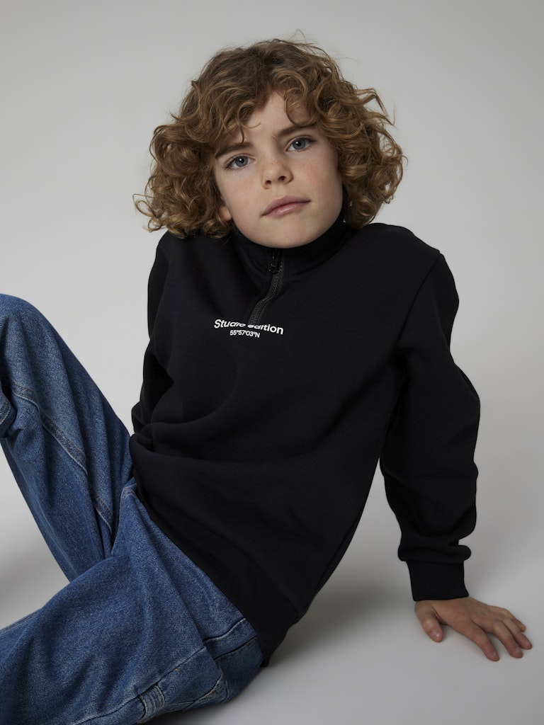 Sweatshirt Halfzip Brody Enfärgad Svart