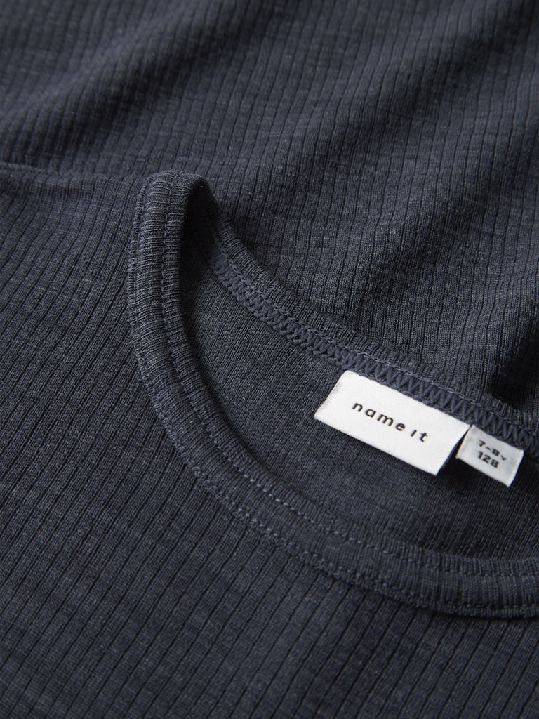 Topp Merinoull Wax K Ribbad Enfärgad Blå