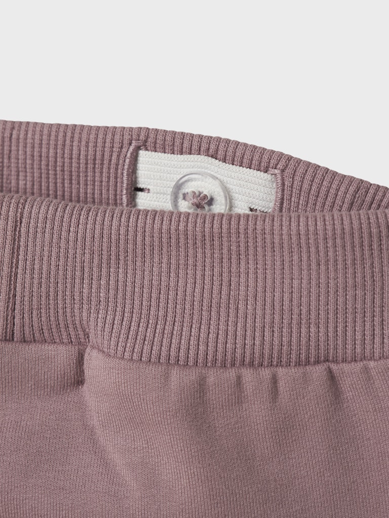 Sweatbyxa Nilda Enfärgad Rosa