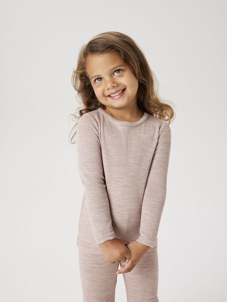 Topp Merinoull Wax Ribbad Enfärgad Rosa