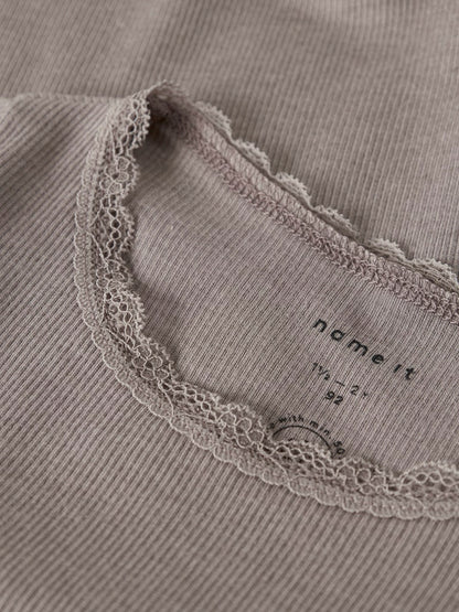 Långärmad Topp Kab M Ribbad Spetsdetalj Beige