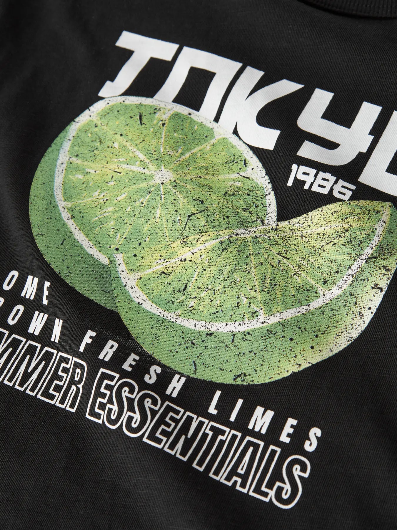 T-shirt Kortärmad Joss Backprint Svart